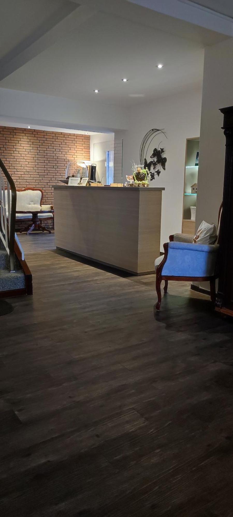 Hotel Aits Garni Nordenham Buitenkant foto
